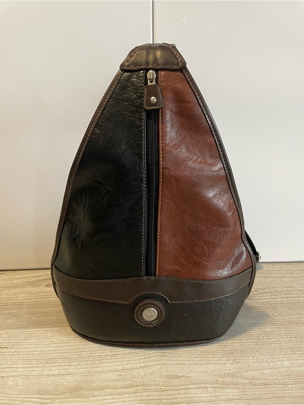 Mouflon Two-Tone Brown Leather Bag-Purse with Adjustable Straps